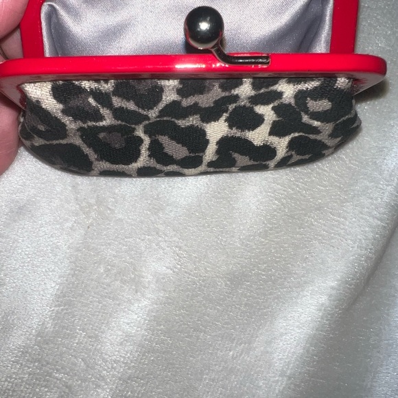 COACH 5 Piece…Purse..wallet..change bag..makeup bag..tablet case. Cheetah Print - Picture 9 of 15